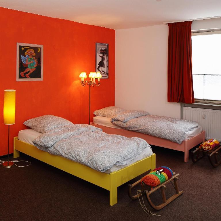 Foto-Motel + Fensterzumhof Kassel Exterior photo